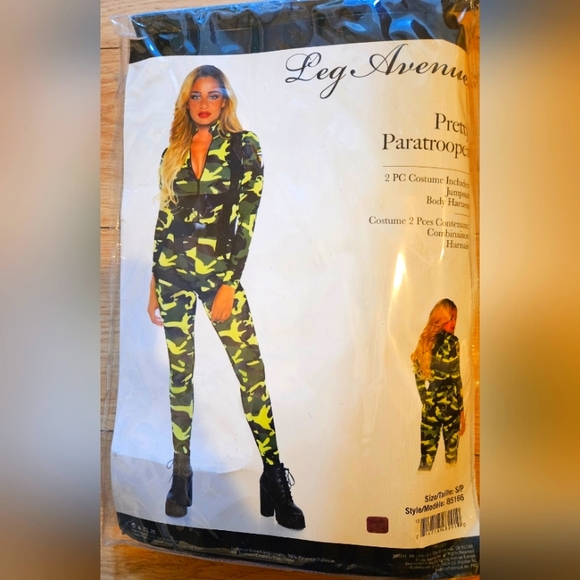 Cosplay / Halloween Pretty Paratrooper Jumpsuit - Women's size Small - Picture 2 of 6